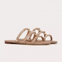 Valentino Garavani Rockstud Slides Women Calfskin Tauqe