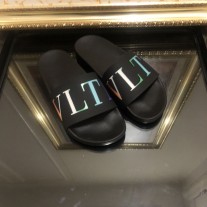 Valentino Garavani VLTN Signature Slides UniseX Rubber BlackMulticolor